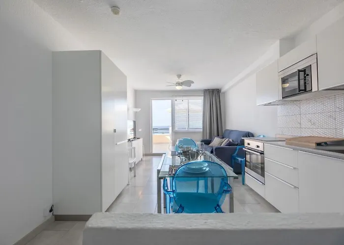 Апартаменты Ocean View Floor Wifi Aircon 10 Морро-дель-Хабле