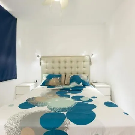 Ocean View Floor Wifi Aircon 10 Apartment